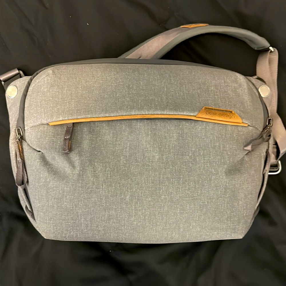 Peak Design Everyday Sling